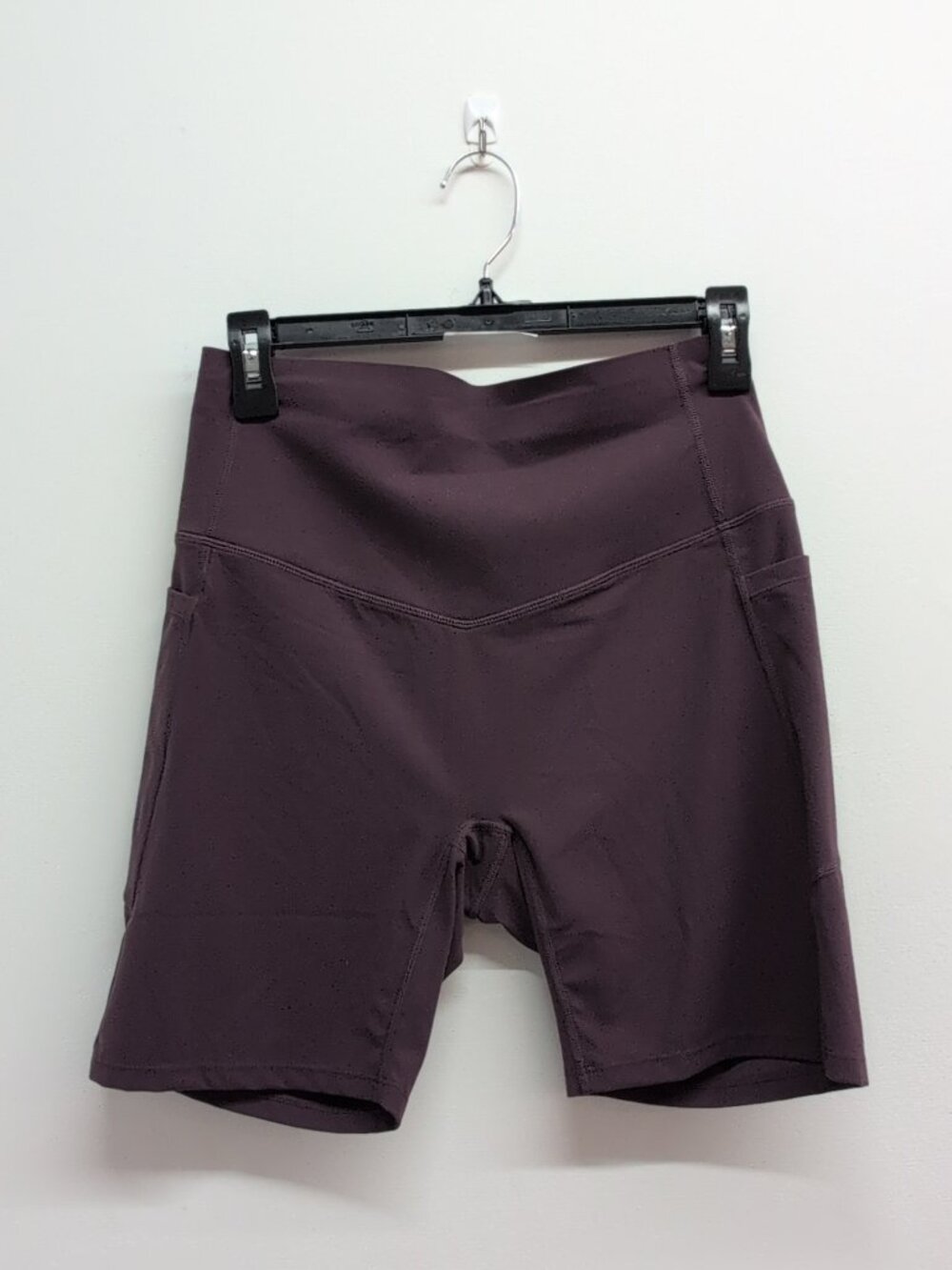Halara UltraSculpt High Waisted Tummy Shaping 5" Biker Shorts Large Plum NWT